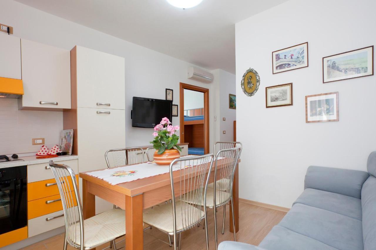 Residence Rizzante Caorle Buitenkant foto