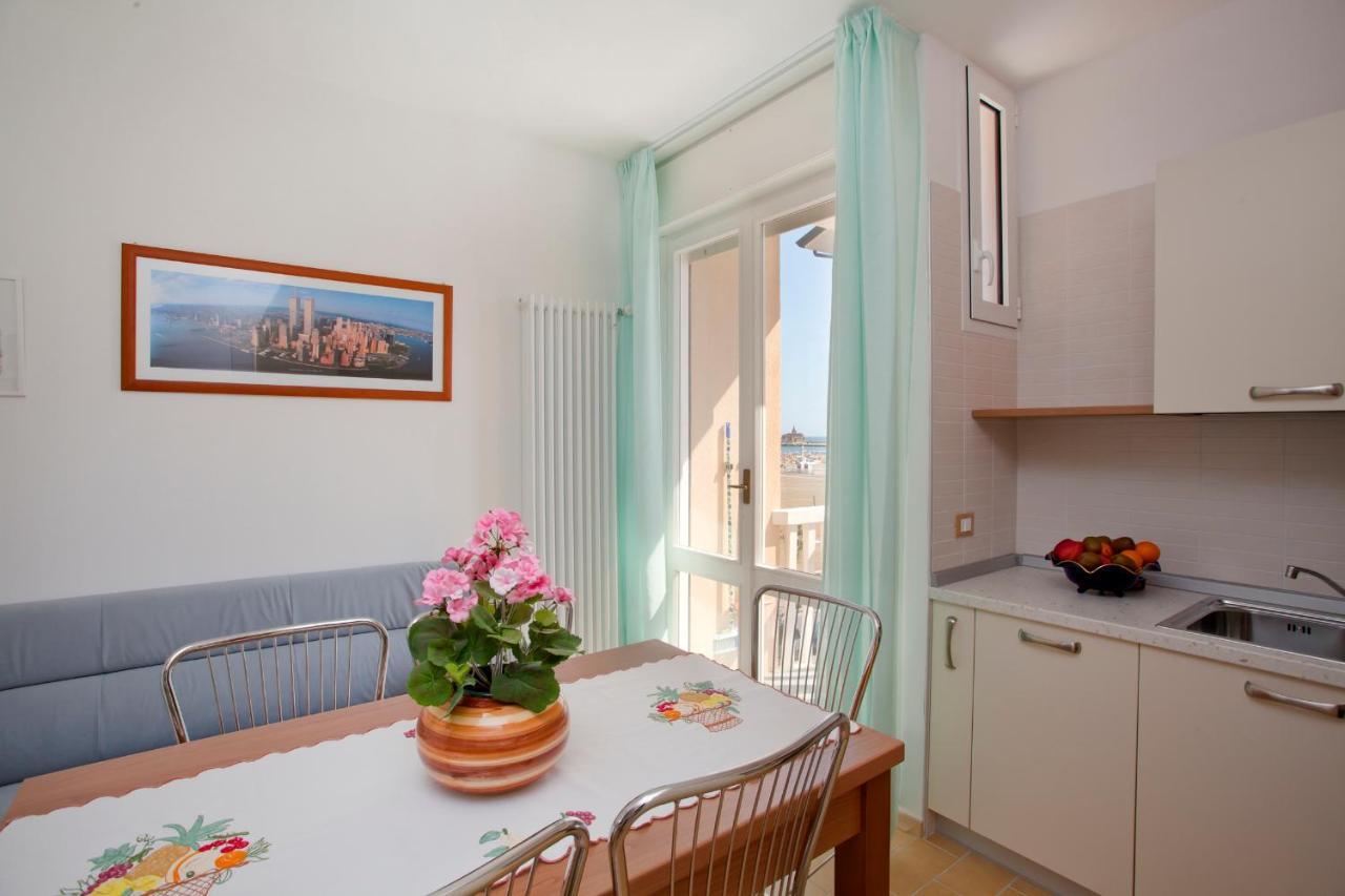 Residence Rizzante Caorle Buitenkant foto